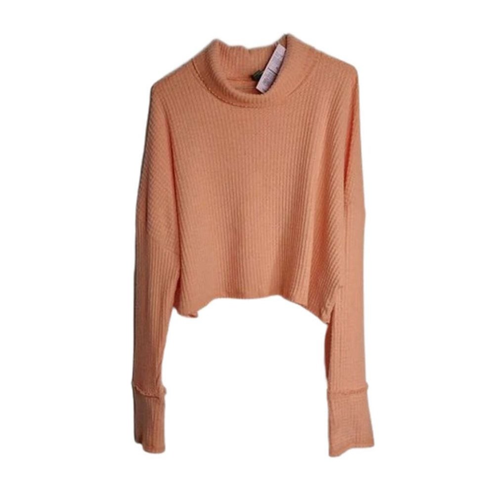 New Crop Top in Peach, Scalloped Neck & Extra Long Cuffed Sleeves - Brand New